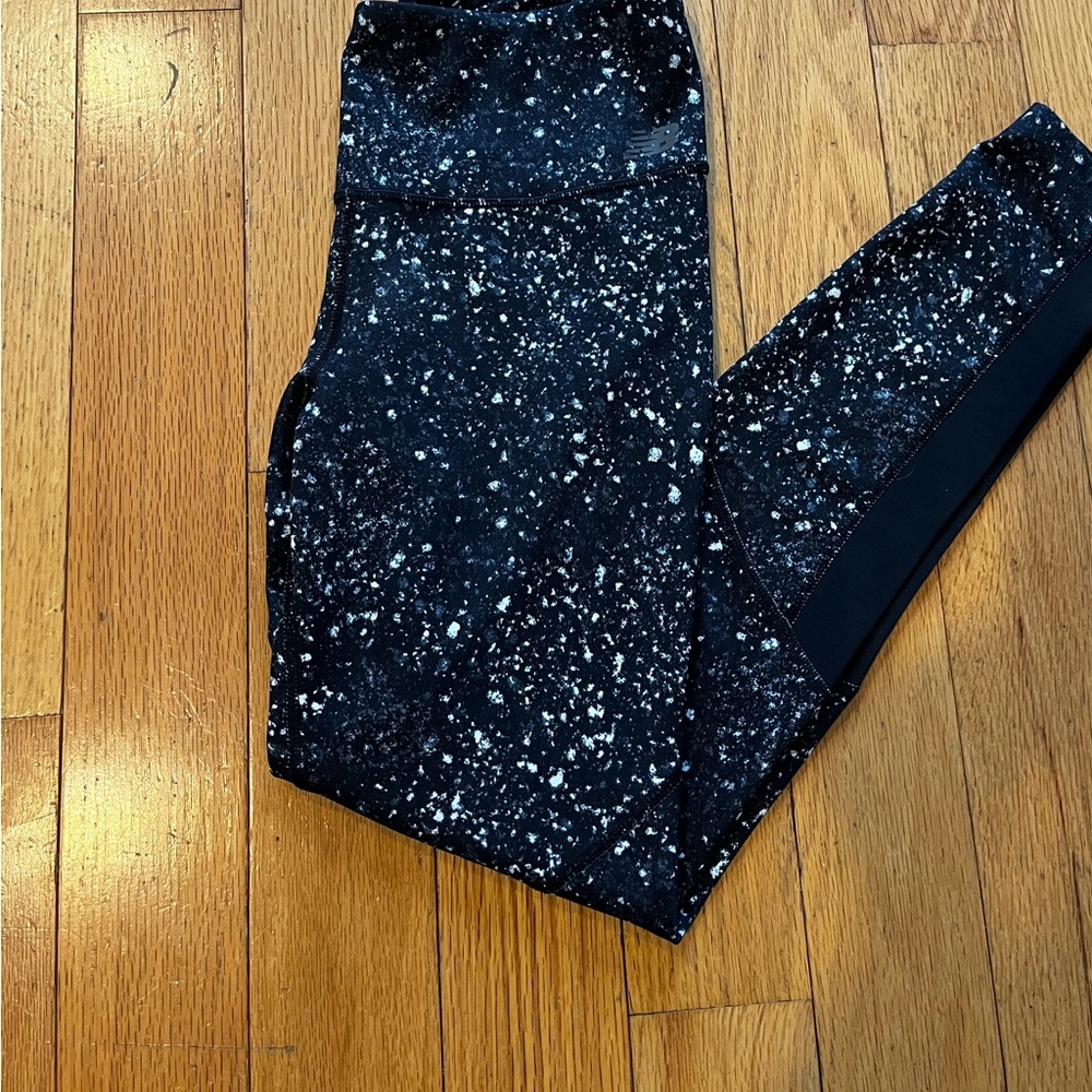 New Balance  Black and White Speckled Leggings